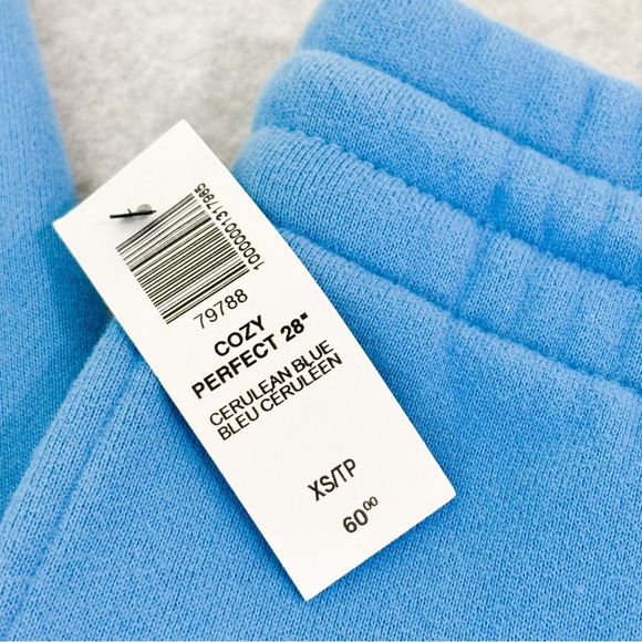 Aritzia cozy fleece matching sweatsuit in blue - Picture 5 of 9